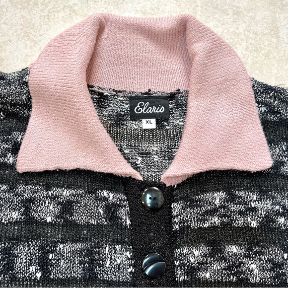 Elaris Hand-Loomed Black & White Collared Sweater - Picture 7 of 14